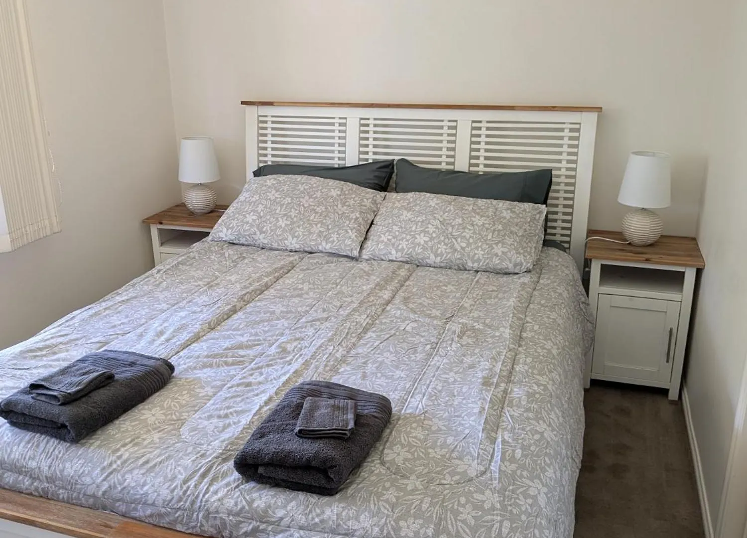 Holiday home Modern Home - 10 Guests - 5 Bedrooms And Pool Bundamba Australia